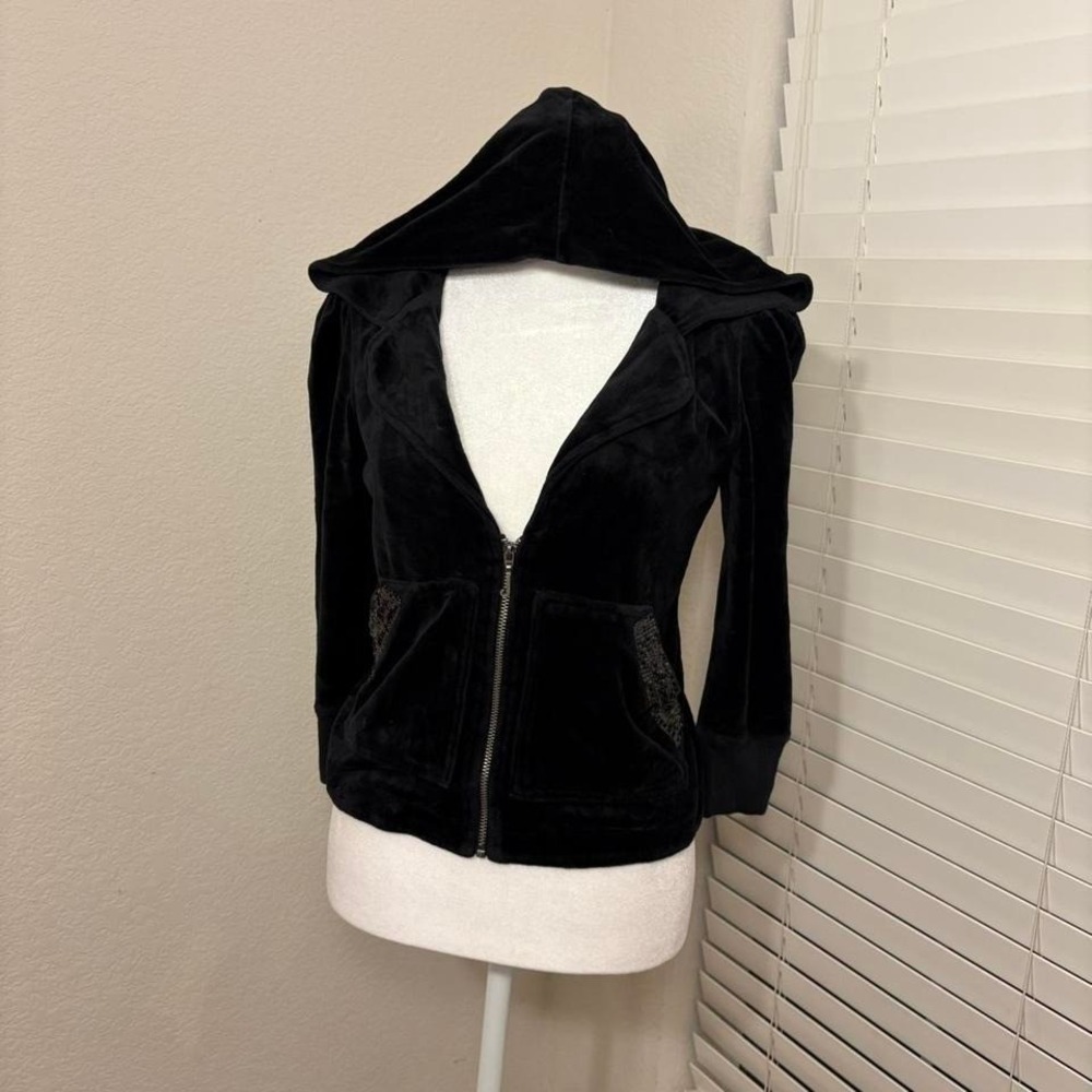 Y2K juicy couture black velour cropped zip-up hoodie  bedazzled pockets size m